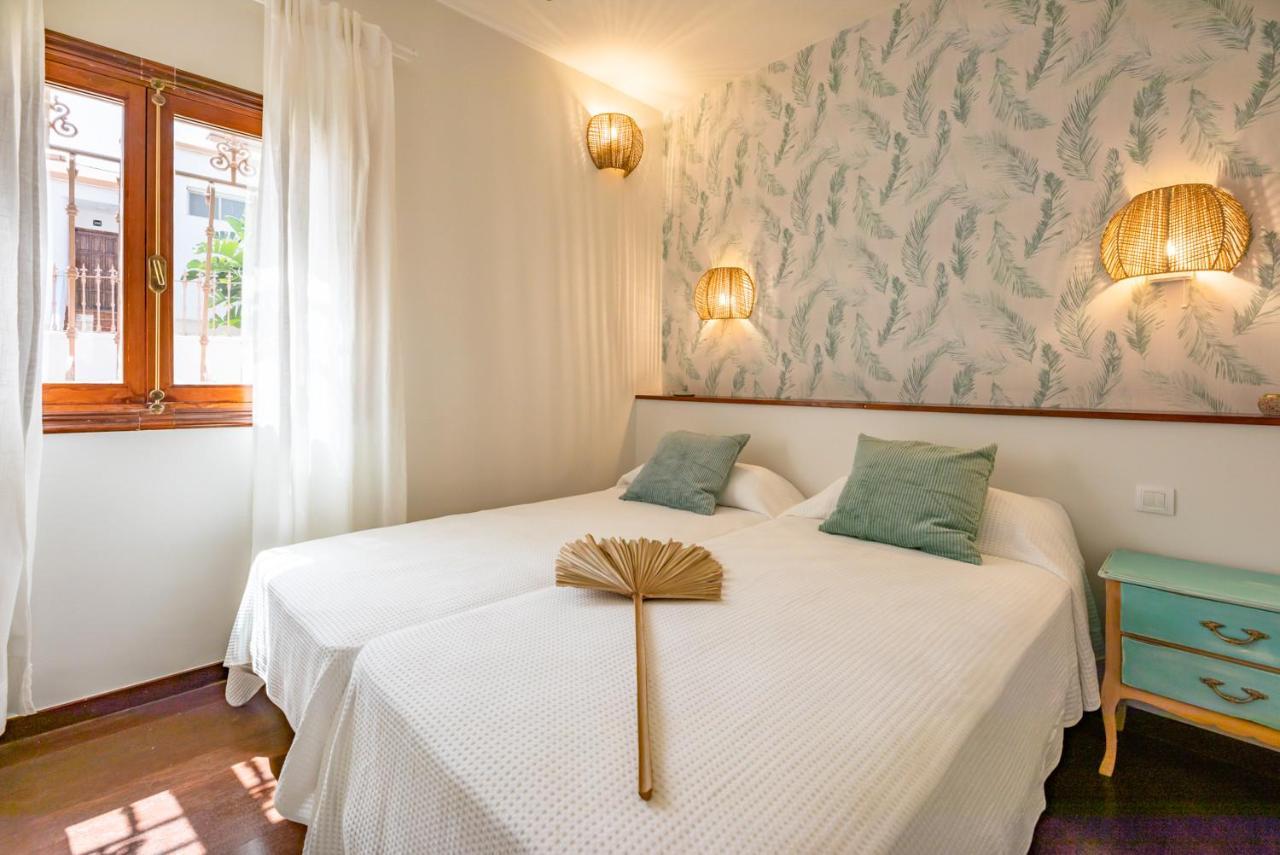 Villa Corralejo Bay Beachfront Corralejo By Holidays Home Luaran gambar