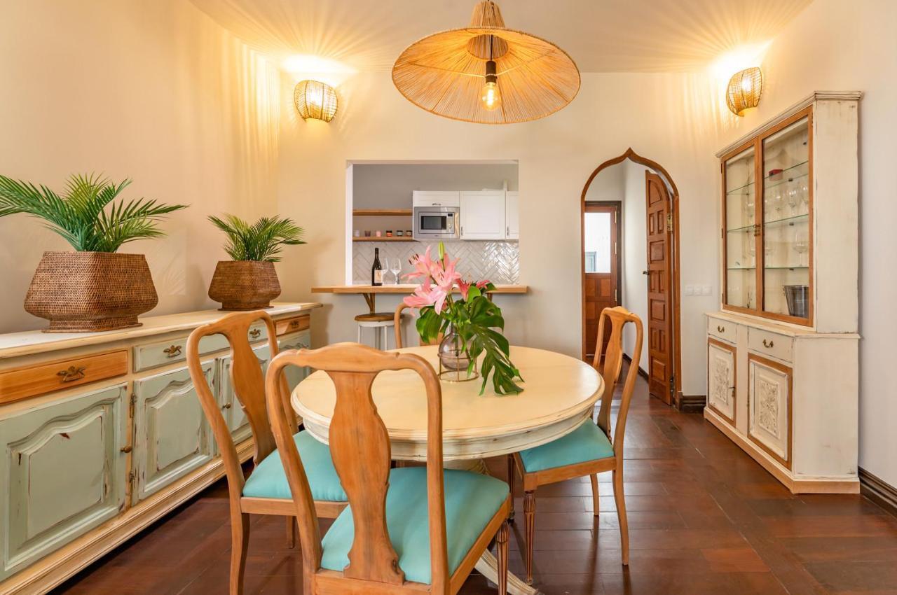 Villa Corralejo Bay Beachfront Corralejo By Holidays Home Luaran gambar