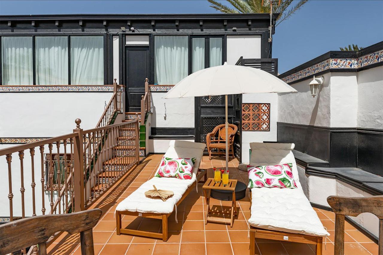 Villa Corralejo Bay Beachfront Corralejo By Holidays Home Luaran gambar
