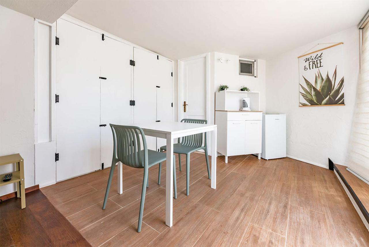 Villa Corralejo Bay Beachfront Corralejo By Holidays Home Luaran gambar